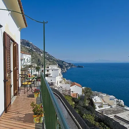 Tatil Evi Sleeps 6 Air Con Wifi